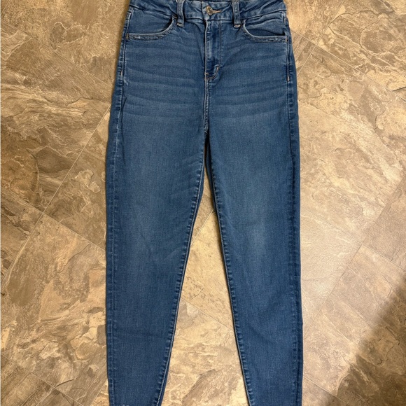 American Eagle Next Level Stretch Curvy High Rise Jegging 4 Short - Picture 2 of 9